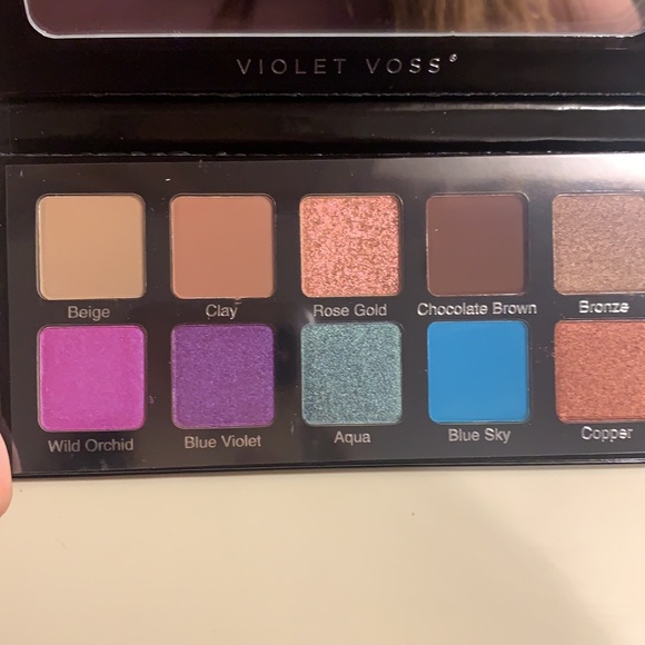 Violet Voss Essentials 2 Pro Series Palette - Picture 5 of 5